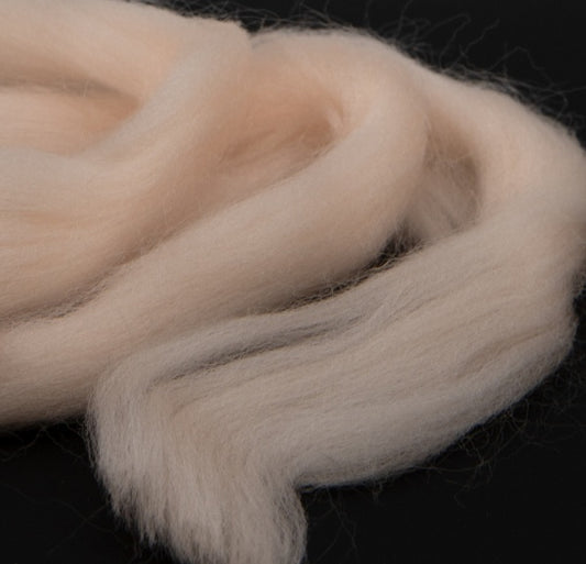 Egg Yarn Pale Peach